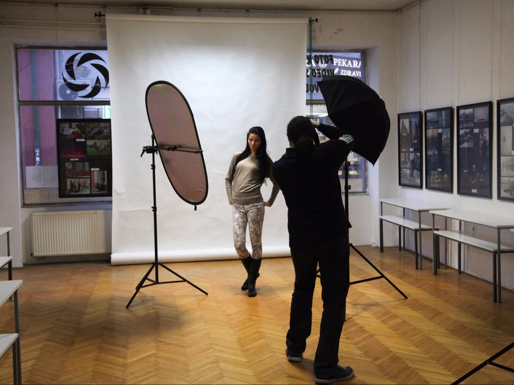 Individualni rad, učenje u foto studiu sa modelom, u FKVSV 2014